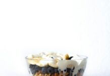 여름철 소화 불량 예방 방법 round white glass bowl